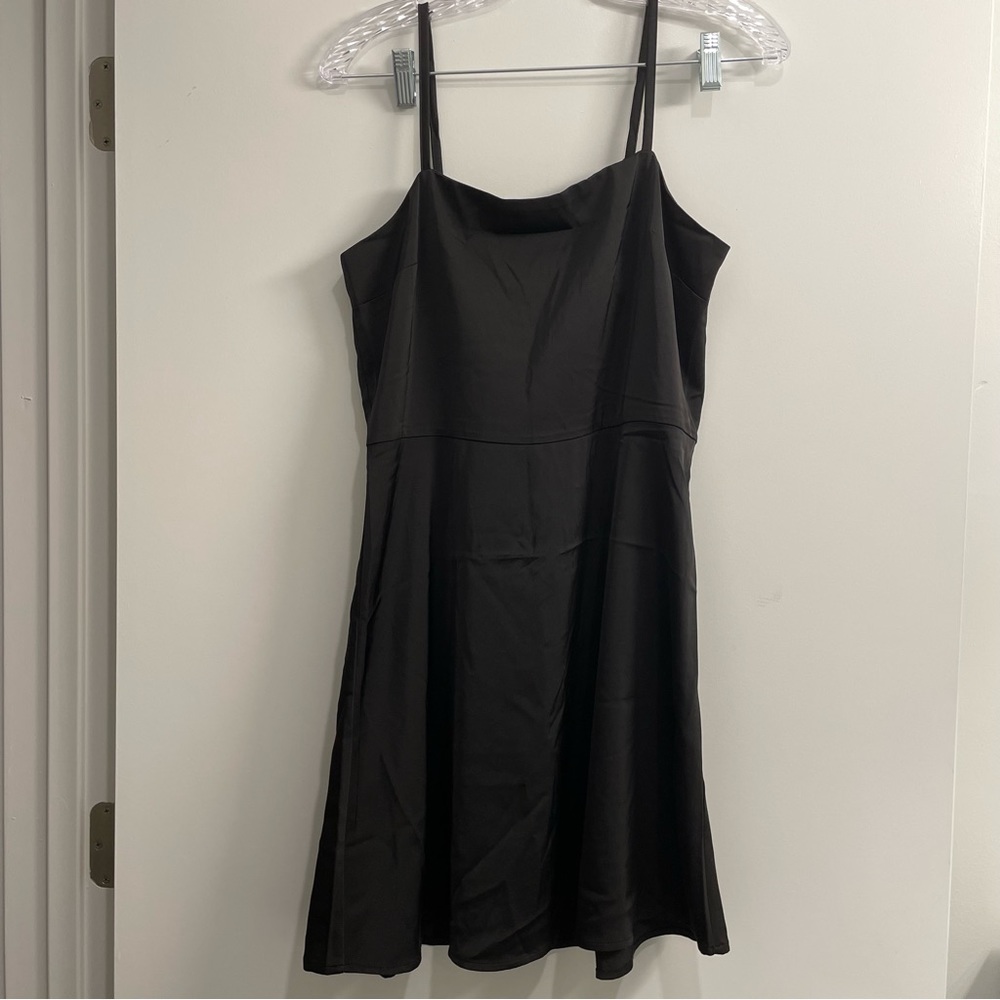 NWT Black Megan Satin Mini Dress Francesca’s Studio 19